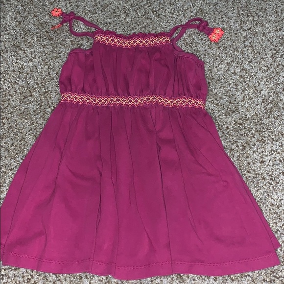 3 for $15 ๐ Gymboree dress with flower accents